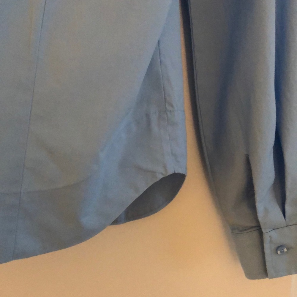 Calvin Klein button down shirt - Picture 3 of 9